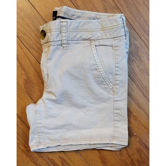 American Eagle Women Juniors Size 4 Tan Chino Shorts Stretchy - Picture 4 of 9